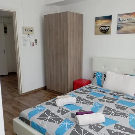 Tony Hotel * ニコシア